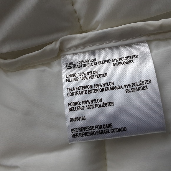 Tommy Hilfiger Puffer Jacket EUC - Picture 16 of 16